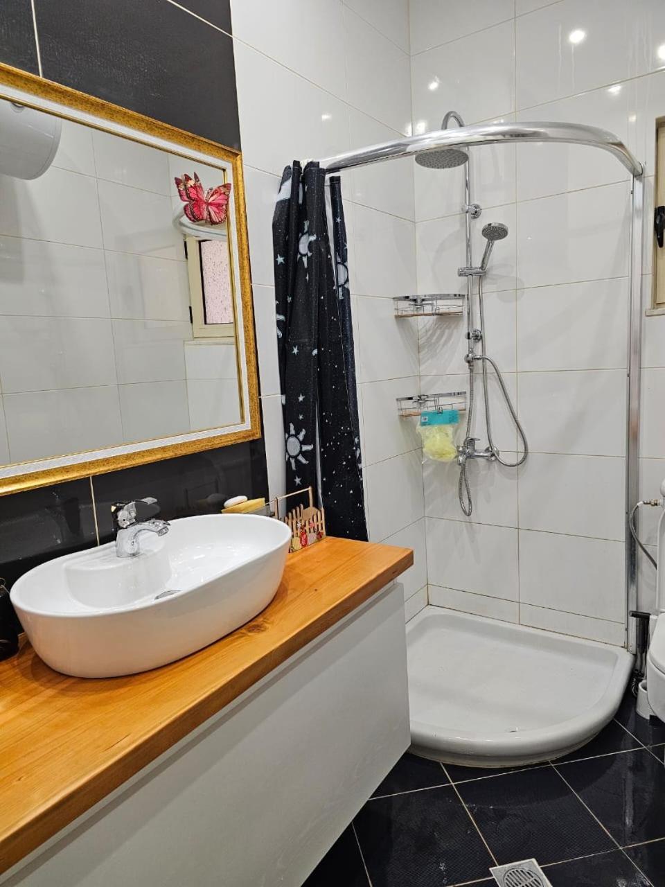Apartamento Seaside Jon Saranda Exterior foto
