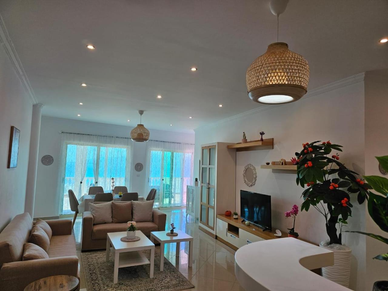 Apartamento Seaside Jon Saranda Exterior foto