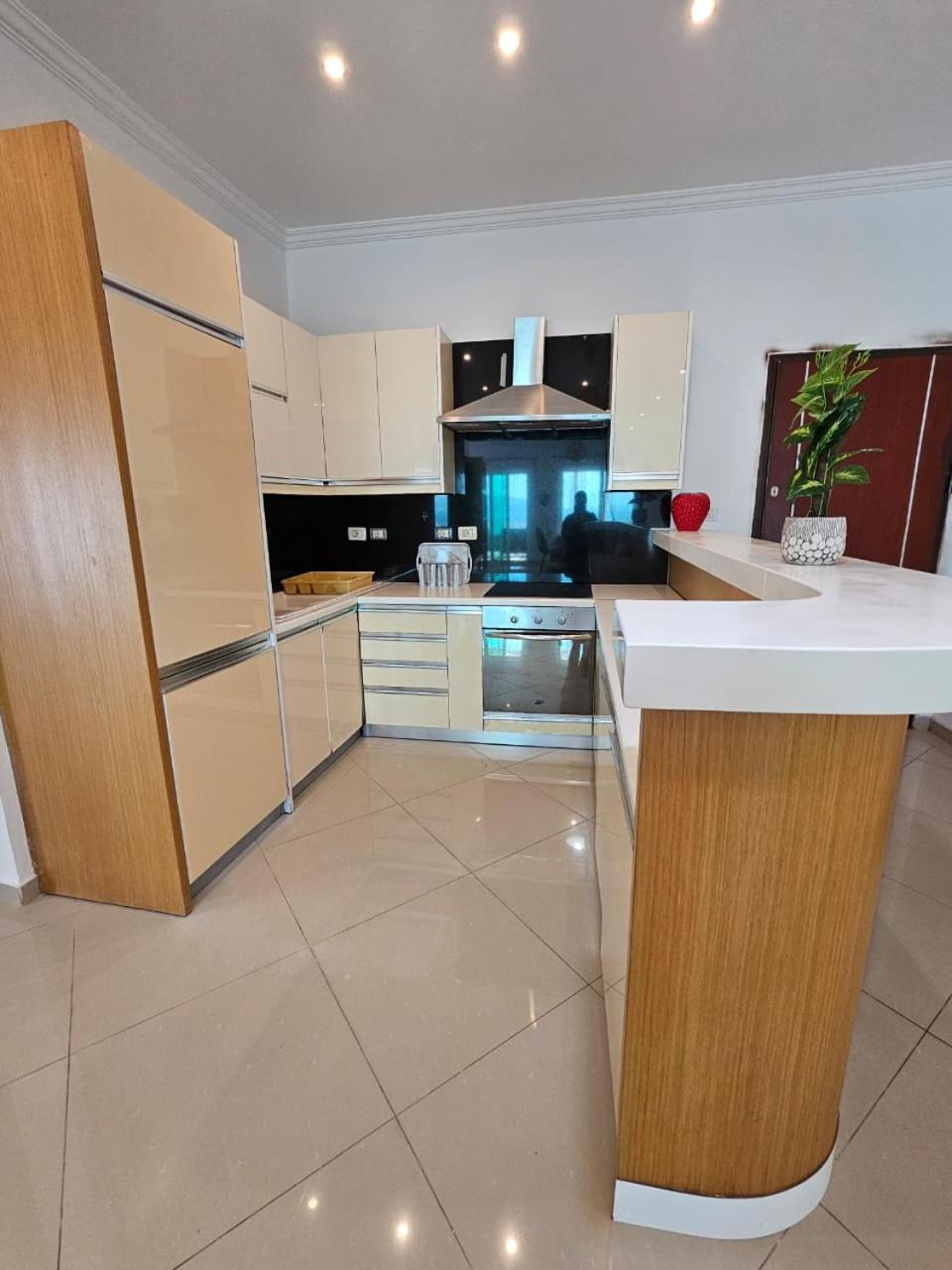 Apartamento Seaside Jon Saranda Exterior foto