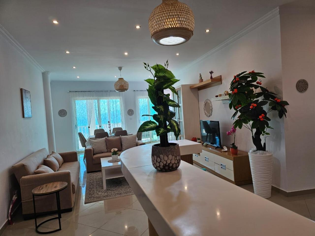 Apartamento Seaside Jon Saranda Exterior foto