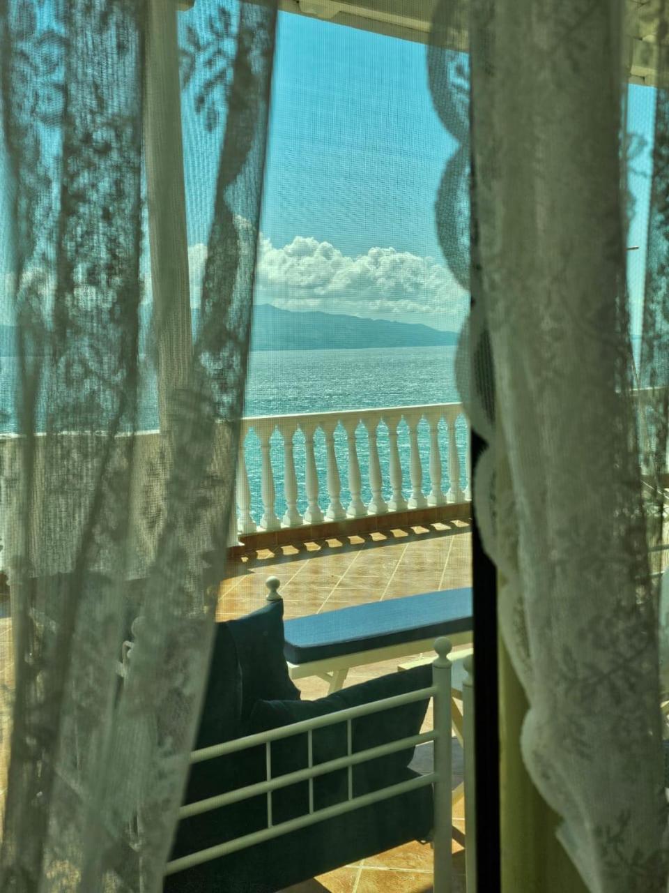 Apartamento Seaside Jon Saranda Exterior foto