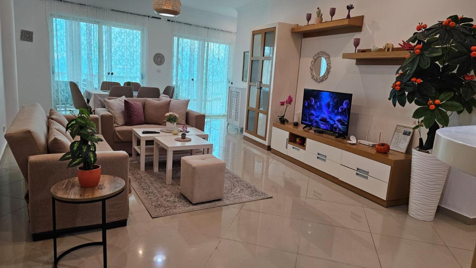 Apartamento Seaside Jon Saranda Exterior foto
